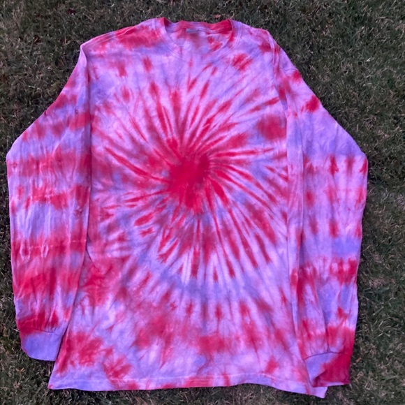 earthgrunge Tops - ❤️💙 Red & Blue Swirlz💙❤️